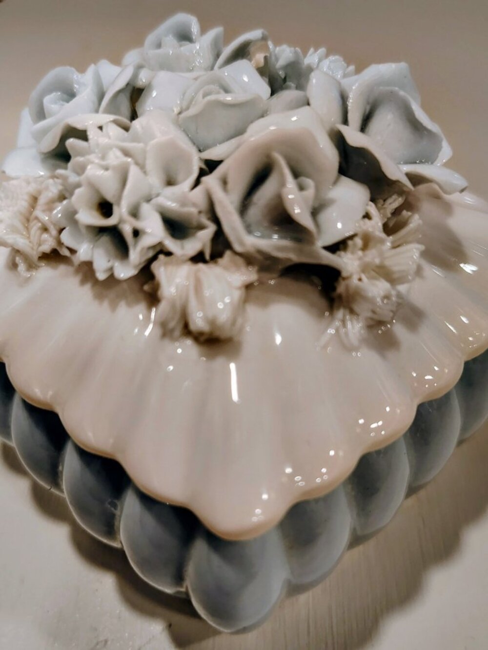 Vintage Japan Blue White Porcelain Floral Trinket Box